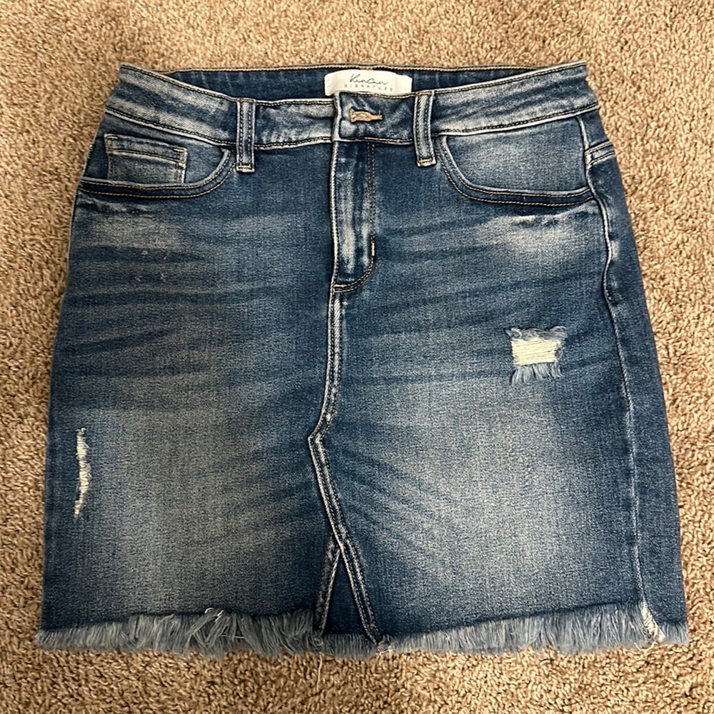 KanCan women’s size medium jean skirt